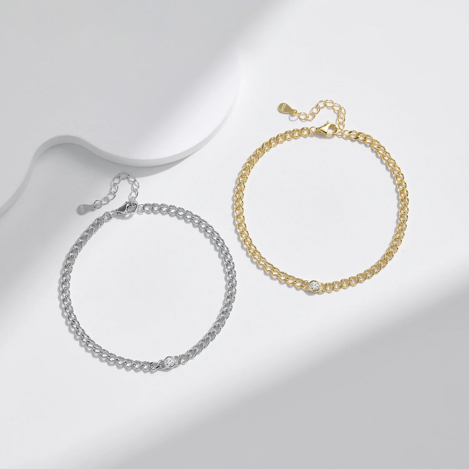 CHAIN BRACELET