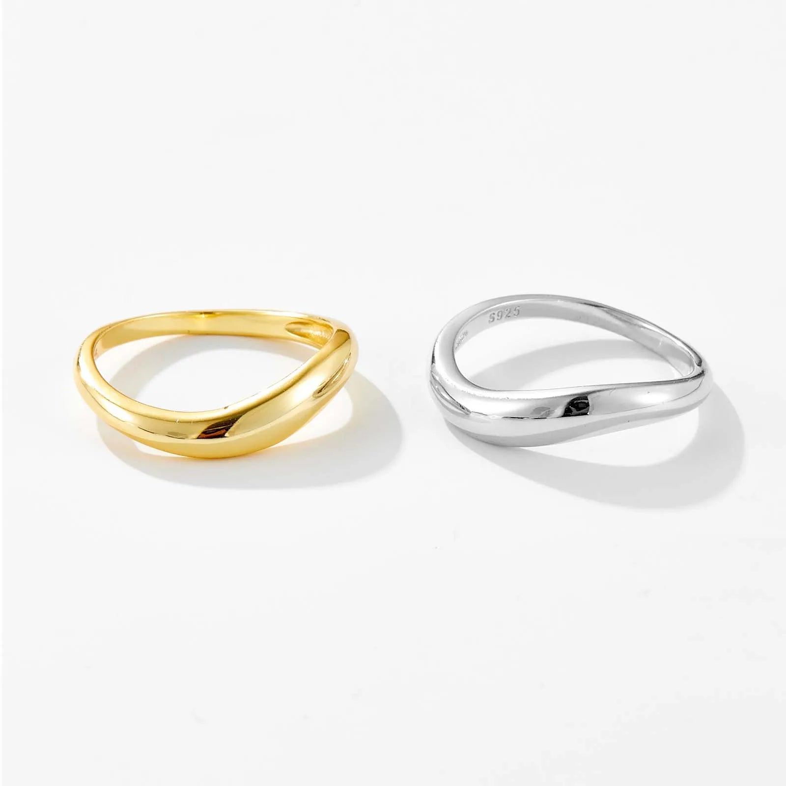 VÉLINE RING