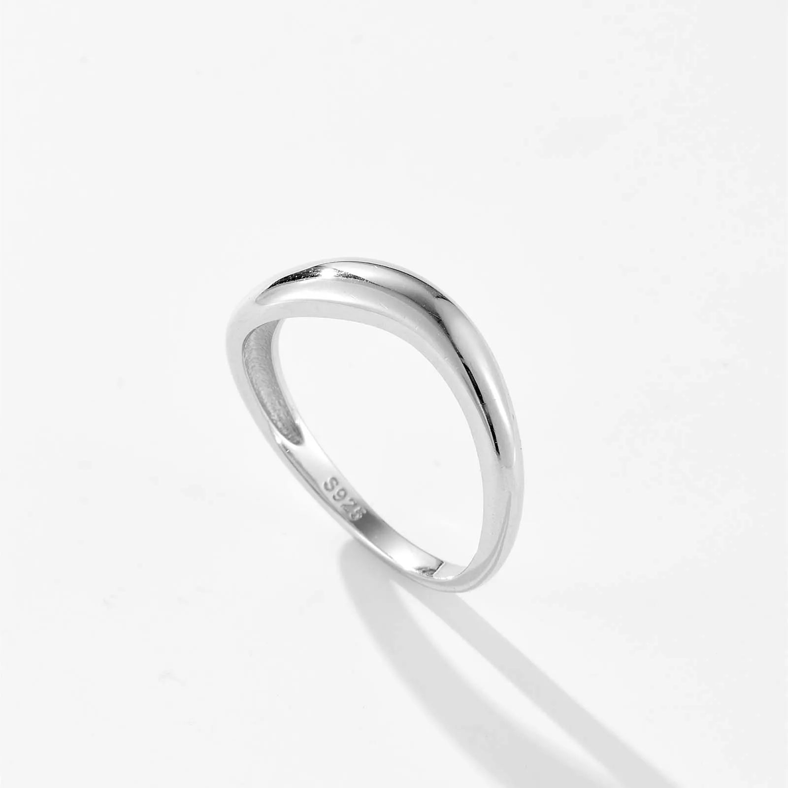 VÉLINE RING