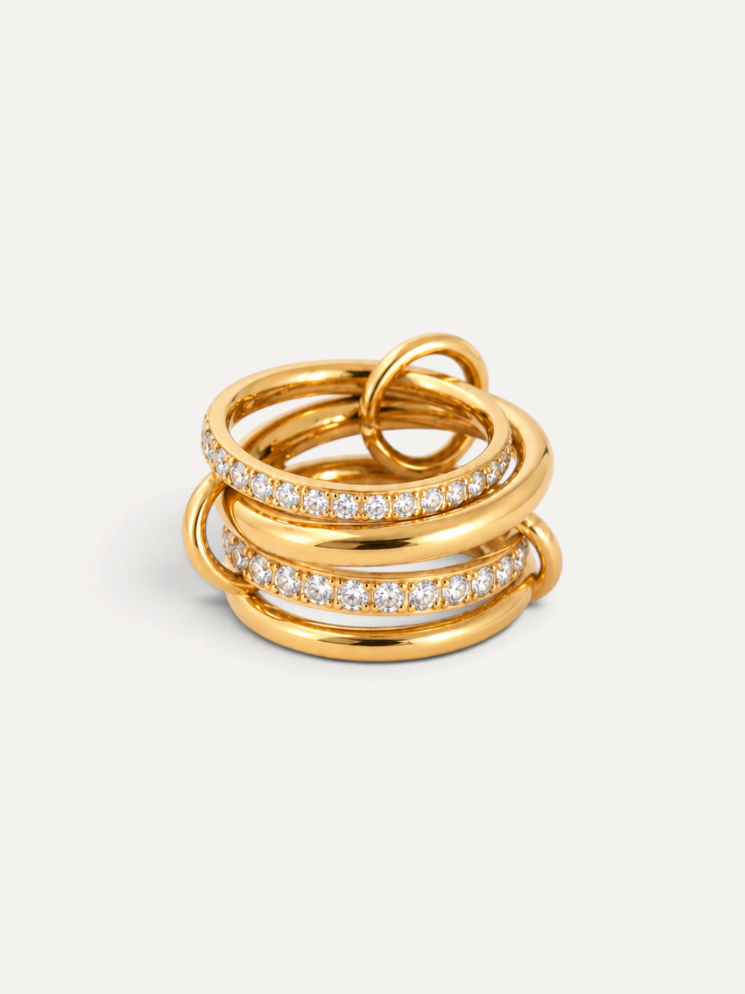 CÉLOIR Vermont Ring aus goldfarbenem Edelstahl mit funkelnden Zirkonia-Steinen in mehrlagigem Design